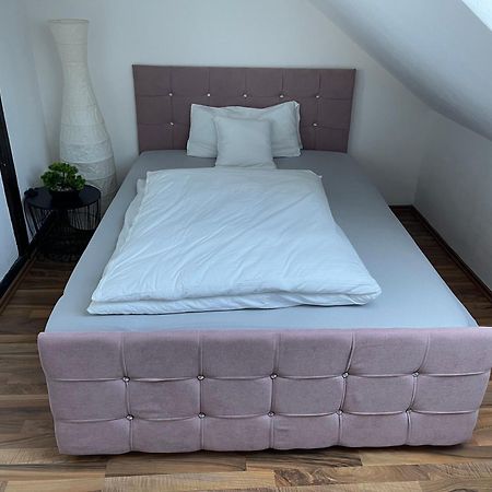 Bequemes Einzelzimmer Im Herzen Von Kassel Exteriör bild