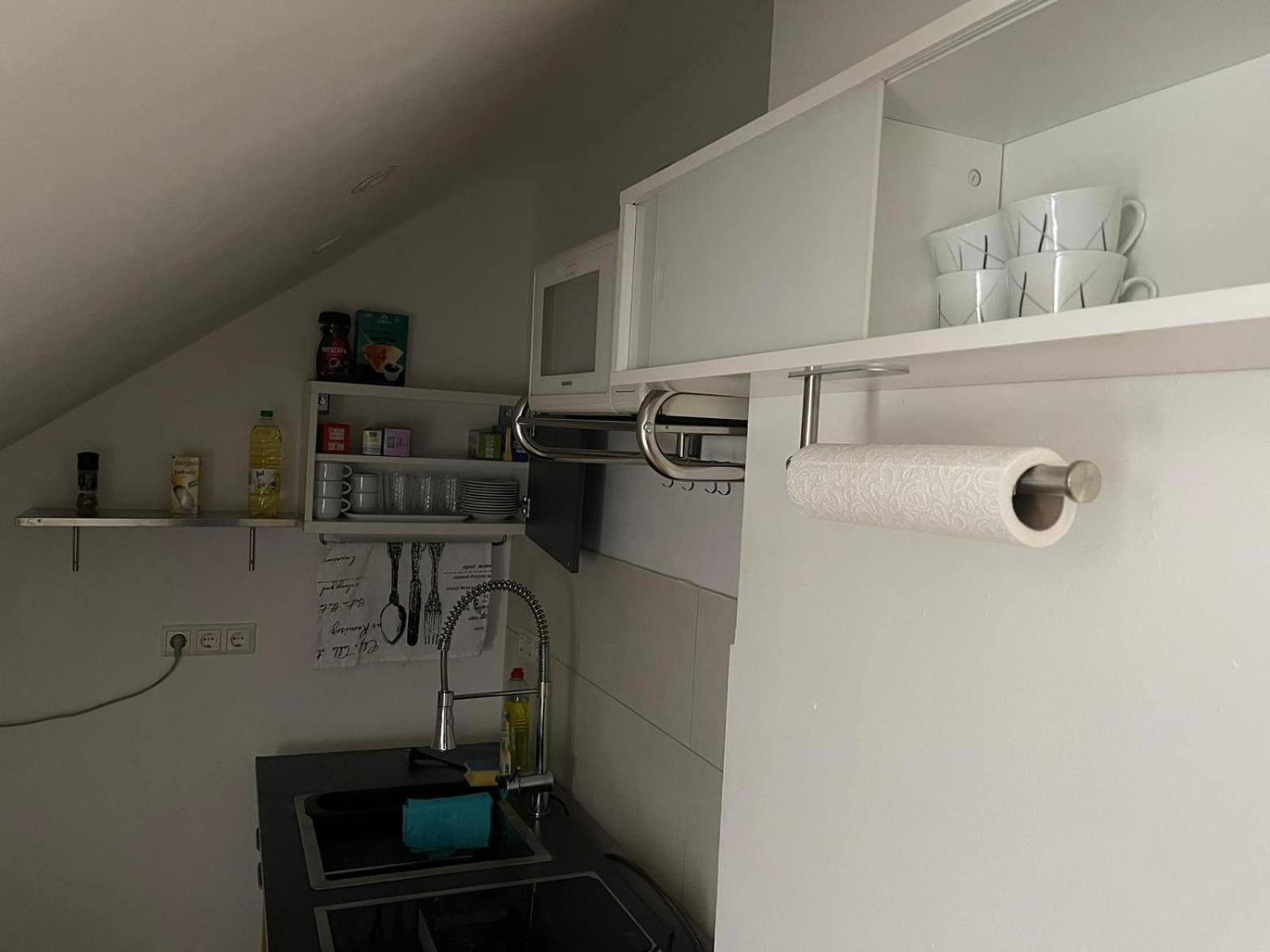 Bequemes Einzelzimmer Im Herzen Von Kassel Exteriör bild